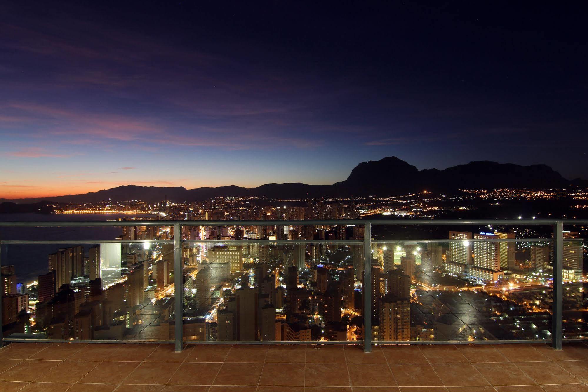 Pierre & Vacances Benidorm Horizon Екстер'єр фото